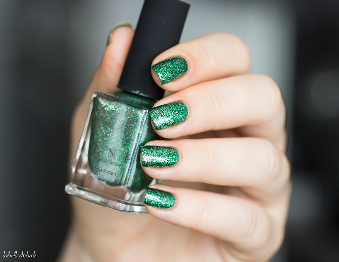 Lucky One - Pine Green Holographic Ultra Metallic Nail Polish by ILNP